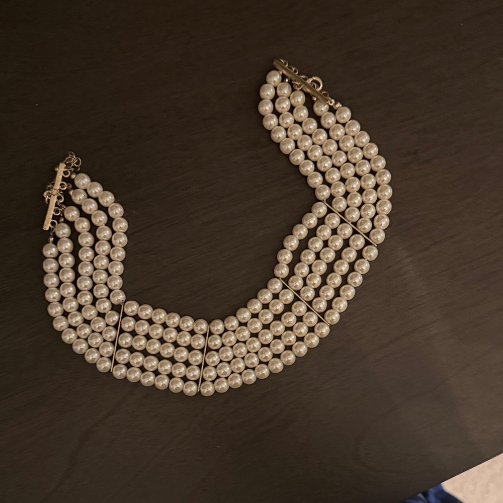 Elegant Pearl Necklace